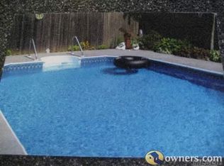 2004 Webster St, Merrick, NY 11566