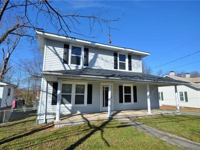 1002 Barnes St, Reidsville, NC, 27320