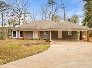 379 Lakeland Dr, Boyce, LA 71409