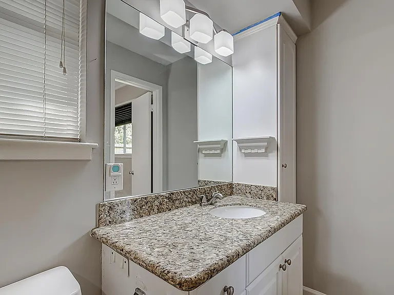 6014 De Lange Ln — Photo 29