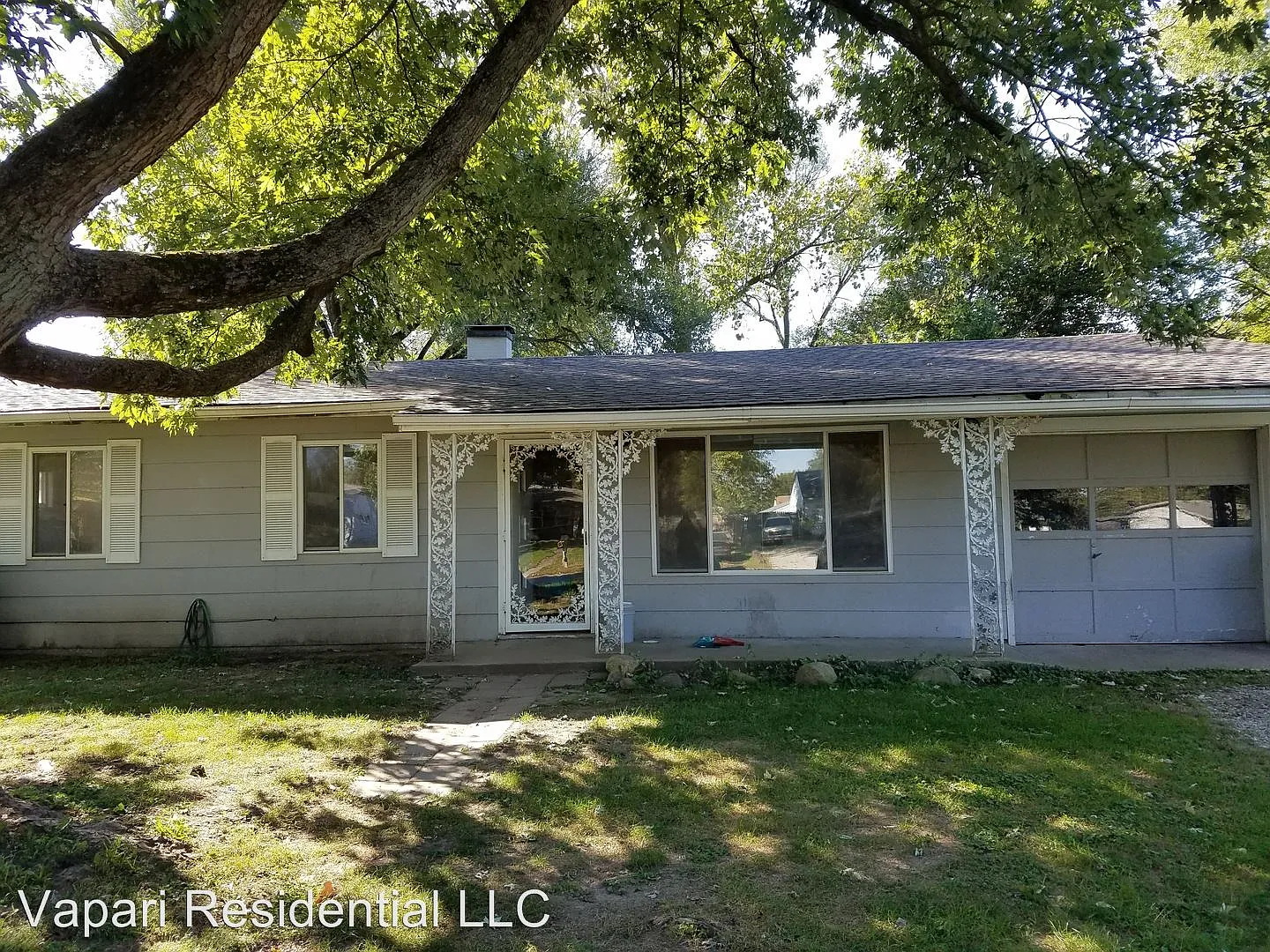 3449 Winings Ave photo 1
