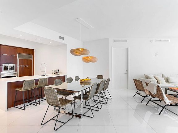 4th image of 15811 Collins Ave APT 2307