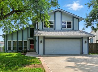 509 Jinings Dr, Bellevue, NE 68005