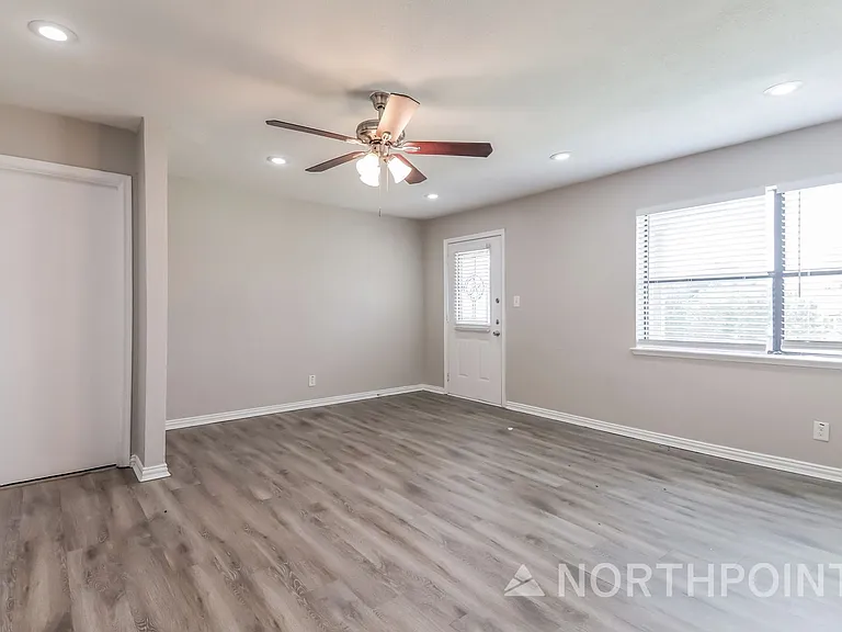 9946 Bowman Blvd — Photo 8