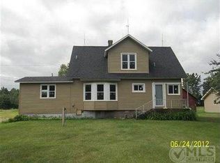 3727 13.75 Rd, Escanaba, MI 49829