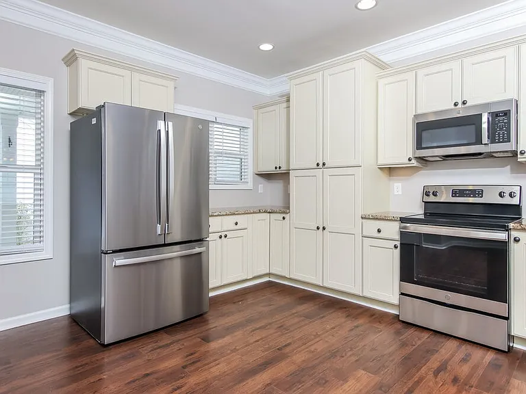 1728 Main Divide Dr — Photo 12