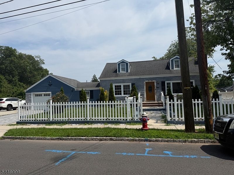 1st image of 449 Rushmore Ave