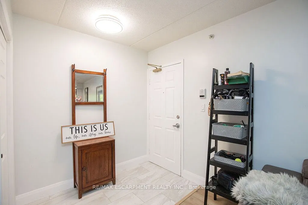 2 bed, $2,850 — Photo 3
