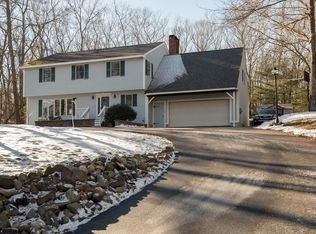 147 Leslie Rd, Rowley, MA 01969