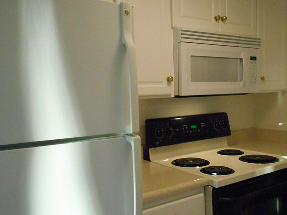 3rd image of 60 W Latimer Ave APT 3