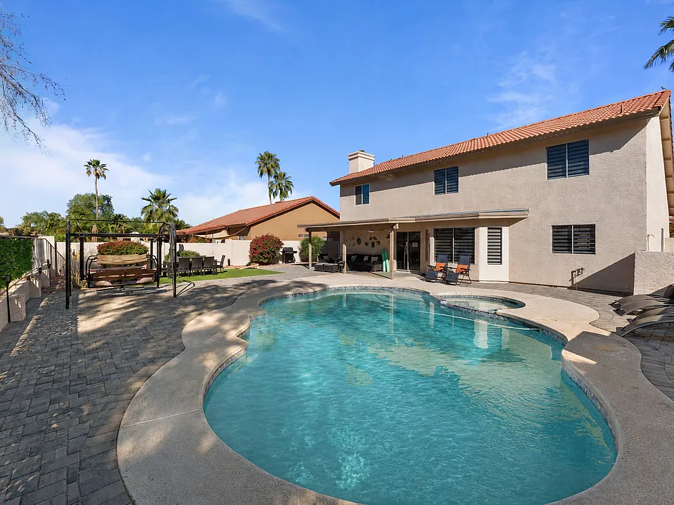 11417 W Orange Blossom Ln