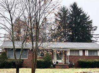 4312 Ellwood Rd, New Castle, PA 16101