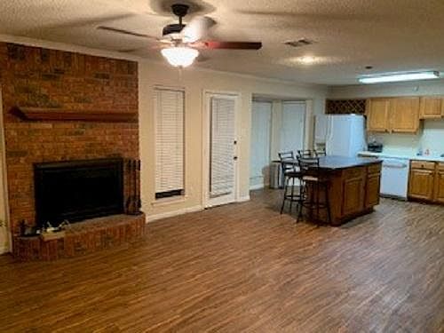 Back living area into kitchen