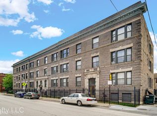 919 E 61st St #1, Chicago, IL 60637