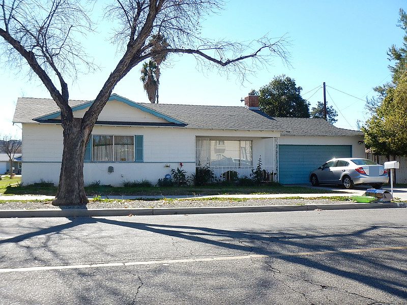 1st image of 1041 E Mayberry Ave