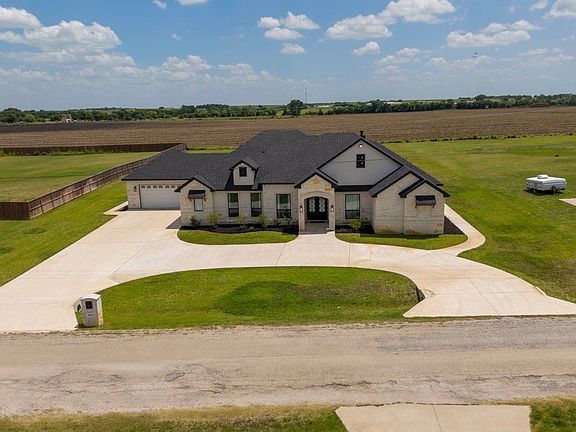 2nd image of 8224 Harvest Dr
