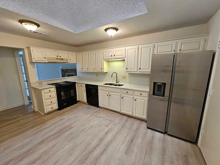 1608 Nest Pl — Photo 10