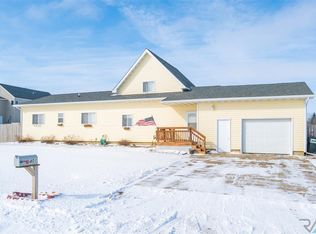 401 S Ford St, Humboldt, SD 57035