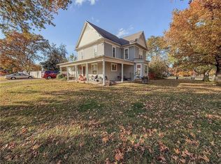 730 E 6th St, Cherryvale, KS 67335