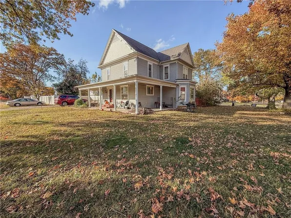 730 E 6th St, Cherryvale, KS 67335
