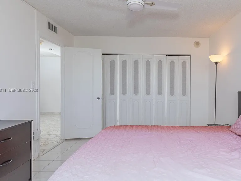 137 Golden Isles Dr #809 — Photo 16