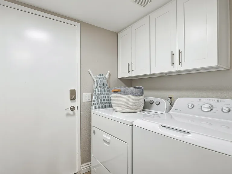 10227 Northridge Dr — Photo 16