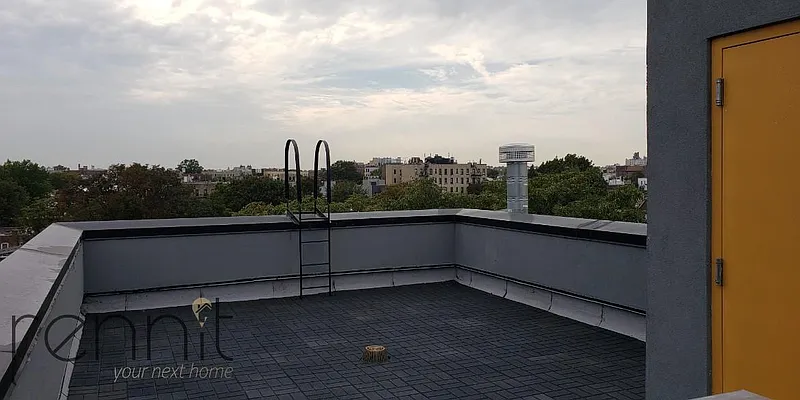 Rented by Rennit Inc. | media 18