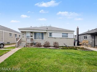 25625 Barbara St, Roseville, MI