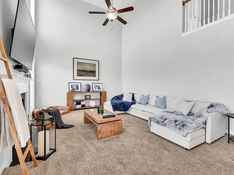 3460 Oak Creek Dr — Photo 14