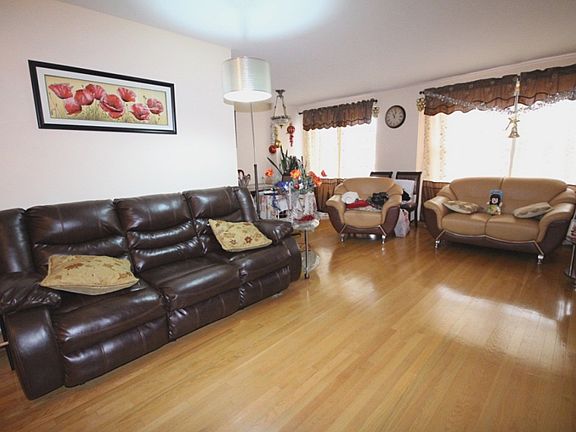 2nd image of 601 Surf Ave #21P