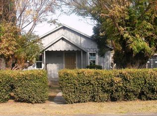 15928 Beechwood Ave, Ivanhoe, CA 93235