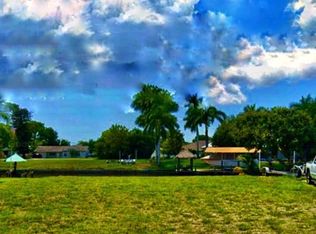 1318 SE 21st Ave, Cape Coral, FL 33990