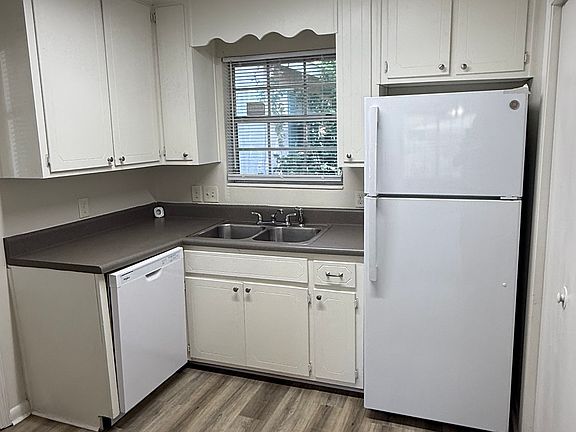 3rd image of 2533 Old Bainbridge Rd