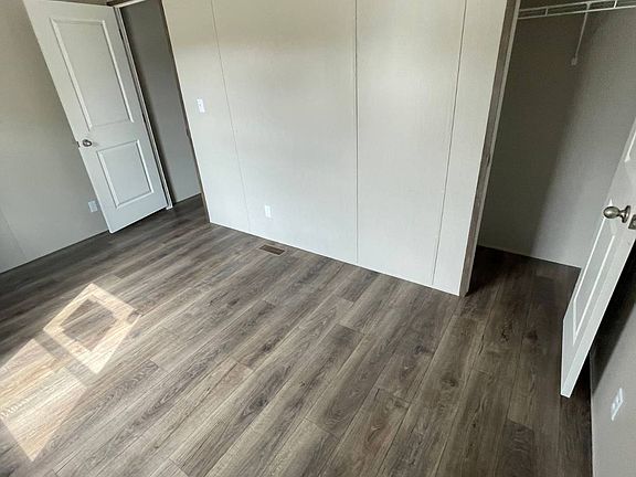 5th image of 211 Birchwood Dr Lot 211