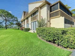 3017 Willow Green Dr #18, Sarasota, FL 34235