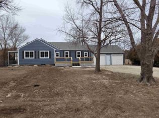 601 S McCandless Rd, Andover, KS 67002