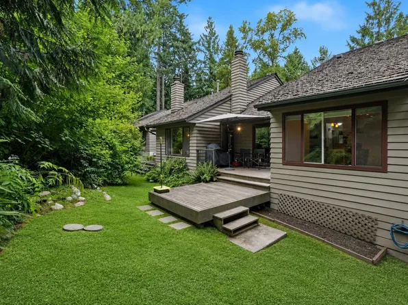 3381 William Ave, North Vancouver, BC V7K 1Z7