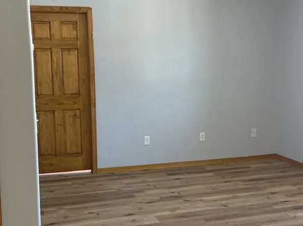 Lily Pads, 115 1st Ave E #12, Dickinson, ND 58601