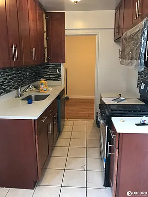 Rented by Oxford Property Group | media 26