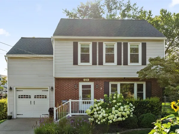 23 Beethoven St, Binghamton, NY 13905