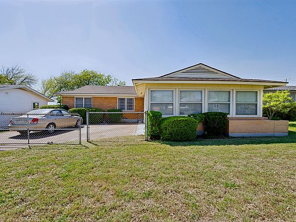 2nd image of 4123 Huckleberry Cir