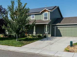 5300 Spirea Dr, West Richland, WA