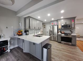 32 Ridge Ave, Dedham, MA 02026