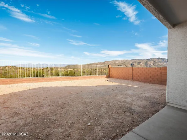 7264 S Gray Jay Dr, Tucson, AZ 85747