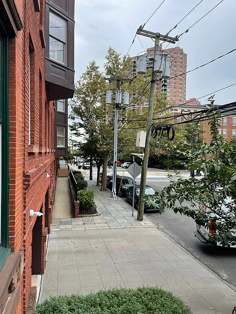 1 bed, 725 sqft, $3,300 — Photo 3