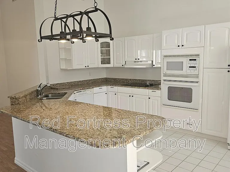 2731 Citrus Lake Dr #202 — Photo 8