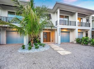 6532 Peacock Rd, Sarasota, FL 34242