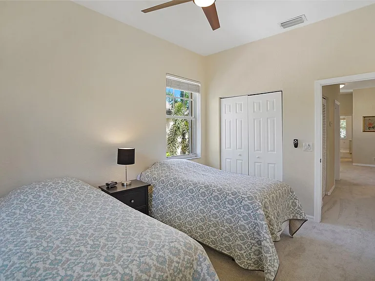 5715 NW 119th Ter — Photo 33