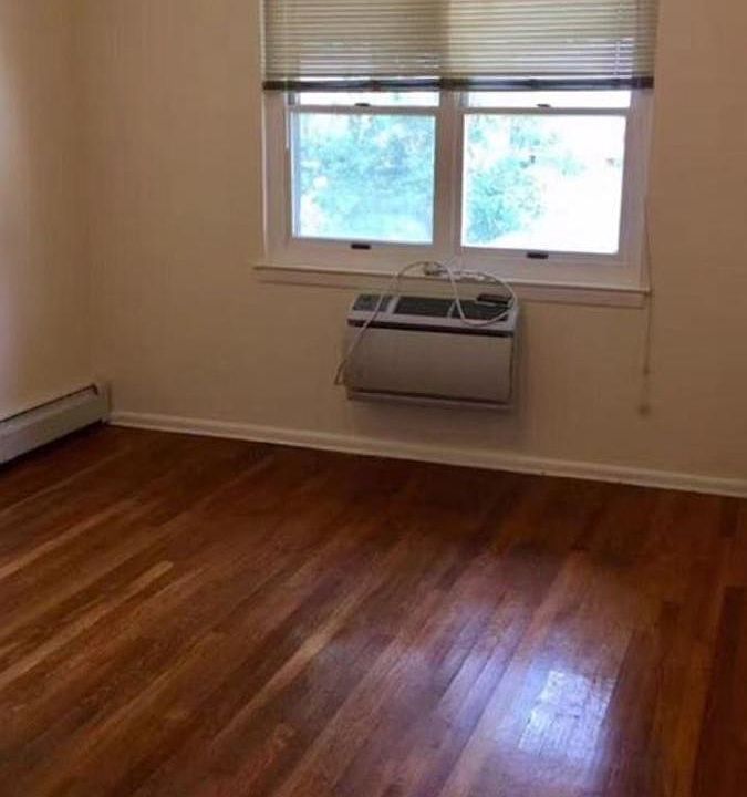 2nd image of 14441 28th Avenue # Fl 2nd