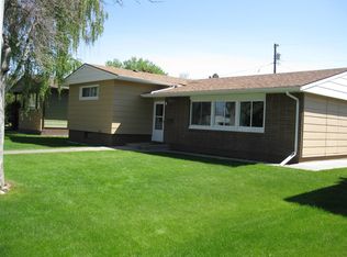1607 Pine Dr, Havre, MT 59501